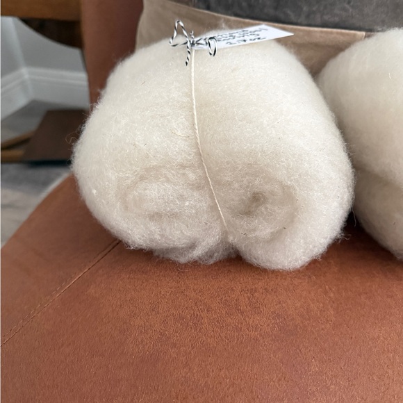 White Wool Roving - Picture 3 of 6